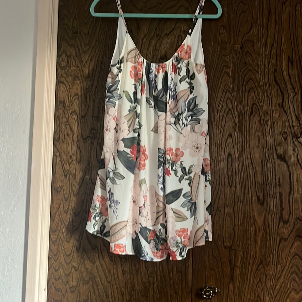 Show me your Mumu size XL Flowy tank top-beautiful!